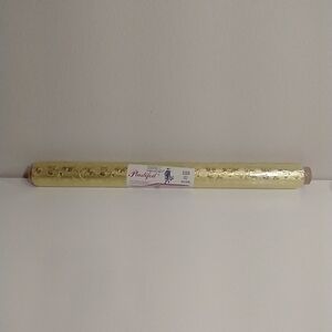 Vintage Embossed Plastifoil 20" x 20 FT Blossom Gold  Highlander New With Wrap